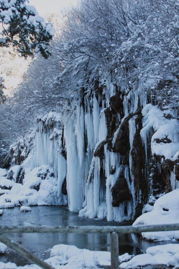 Hostal Restaurante Serrania Tragacete Dış mekan fotoğraf